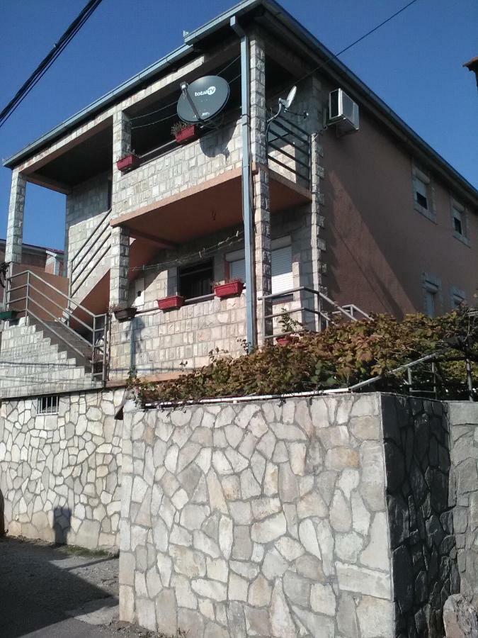 Studio-Apartman Milena Подгорица Екстериор снимка